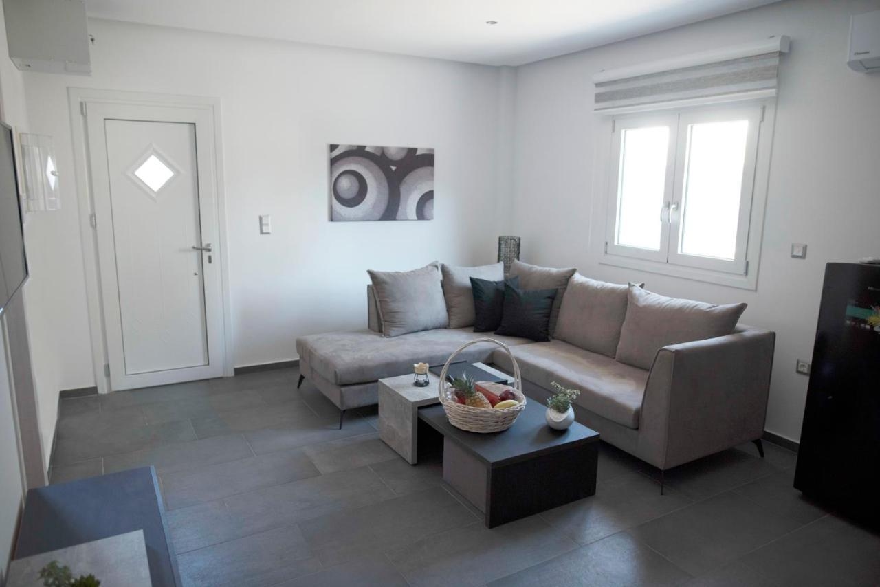 Lf Suites - Irene Thebes Экстерьер фото