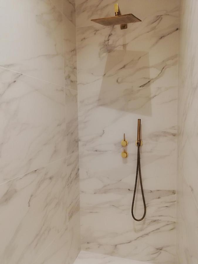 Lf Suites - Irene Thebes Экстерьер фото