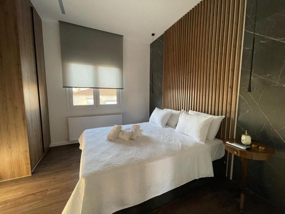 Lf Suites - Irene Thebes Экстерьер фото