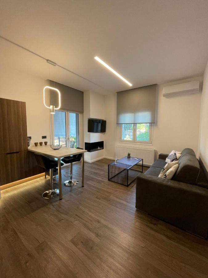 Lf Suites - Irene Thebes Экстерьер фото