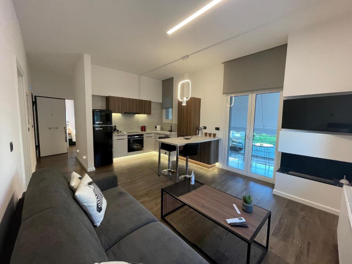 Lf Suites - Irene Thebes Экстерьер фото