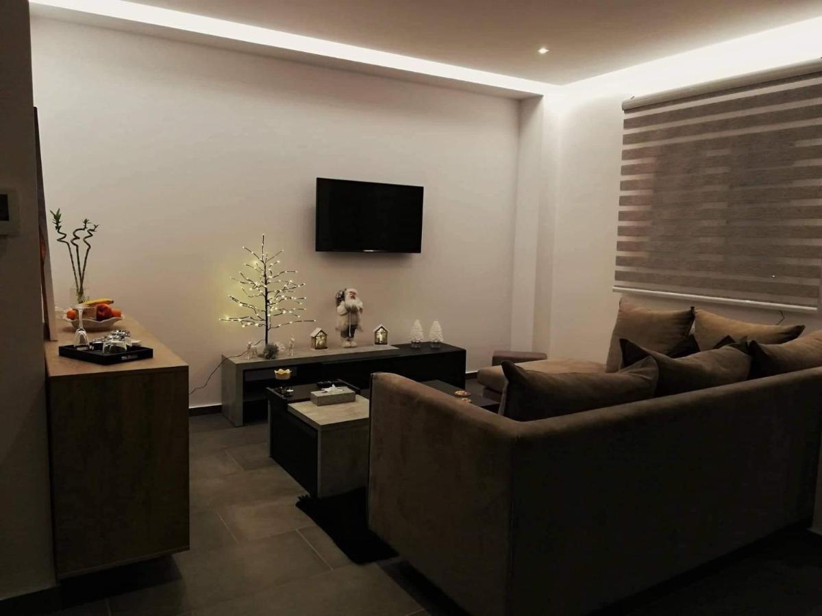 Lf Suites - Irene Thebes Экстерьер фото